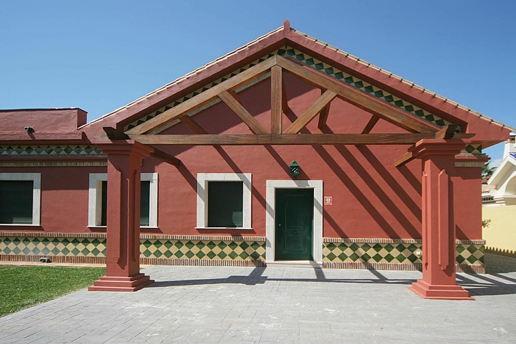 Villa With 4 Bedrooms In Las Lagunas De Mijas, With Wonderful Mountain エクステリア 写真